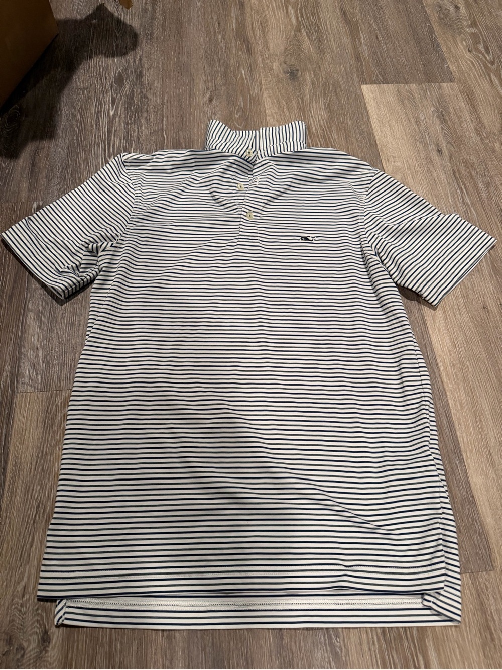 Vineyard Vines White and black Striped Polo